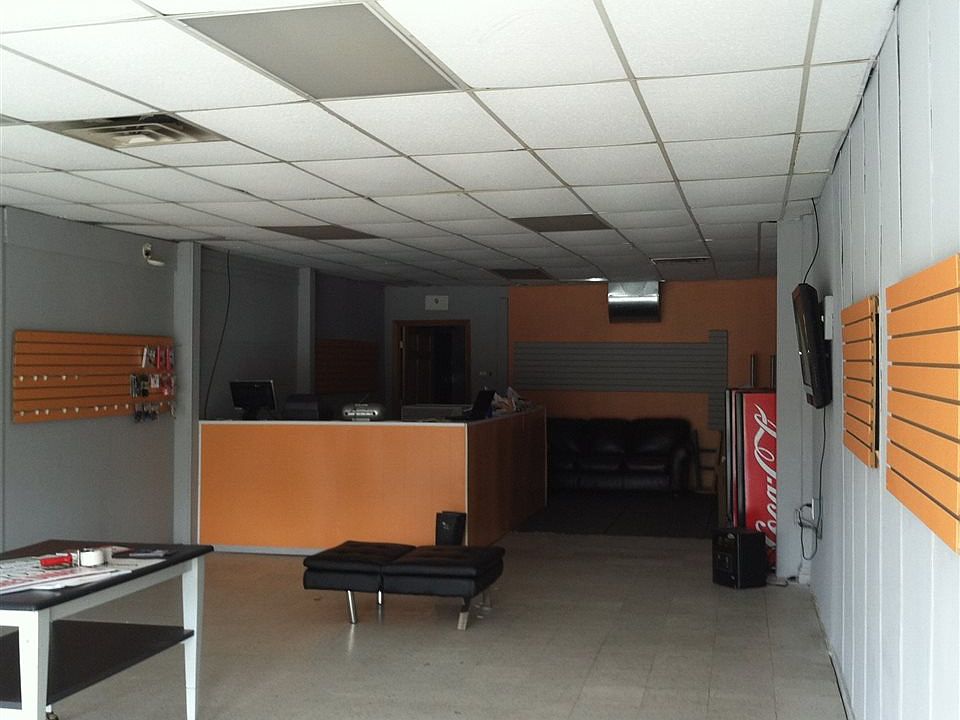 1st image of 500 Broadway