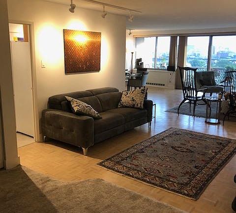 5th image of 2401 Pennsylvania Ave APT 11B32