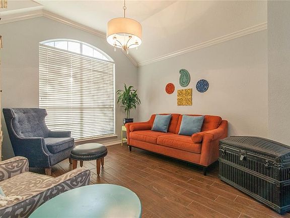 5th image of 7909 Margarita Dr