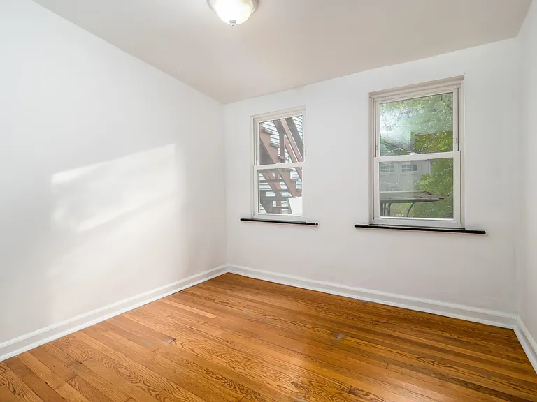491 Mercer St #1 — Photo 5