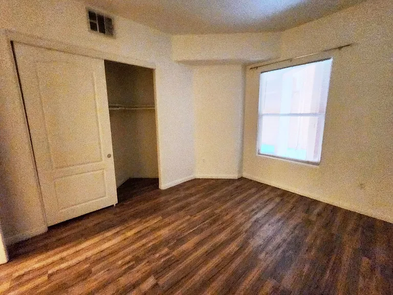 44 E Serene Ave #119 — Photo 32