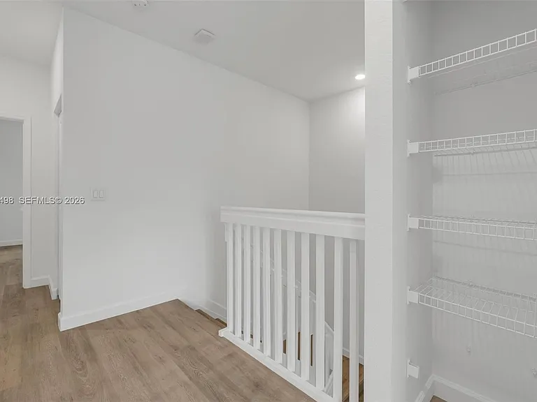 582 NE 207th St #582 — Photo 24