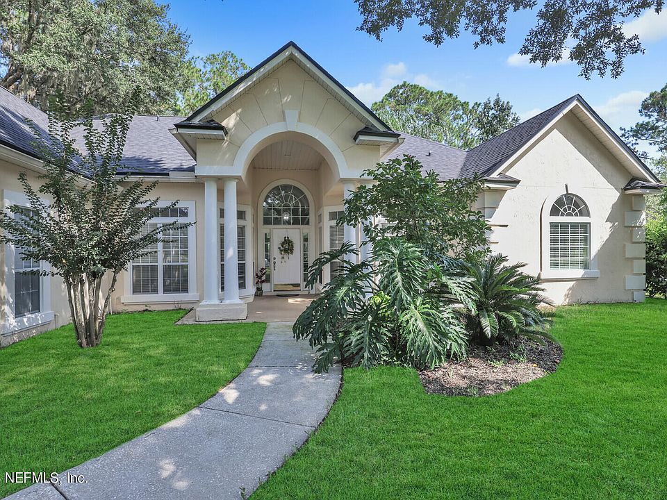 1st image of 505 CHIPLEY Place E