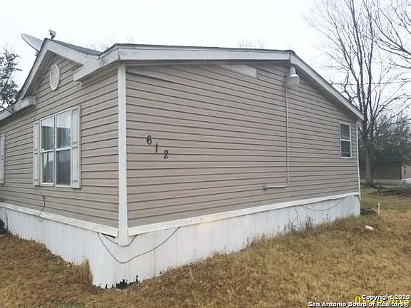 3rd image of 612 E Newman St