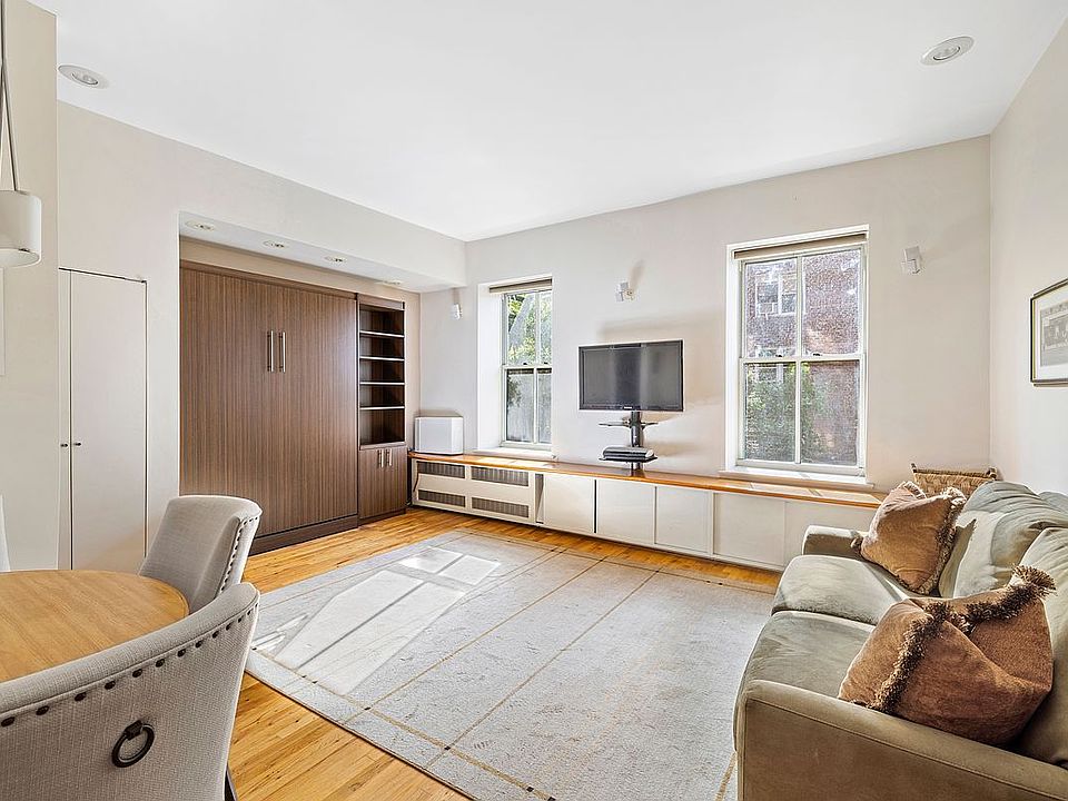 1st image of 99 Bank St APT 3B