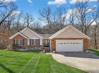 24833 Turkey Ridge Dr, Warrenton, MO 63383