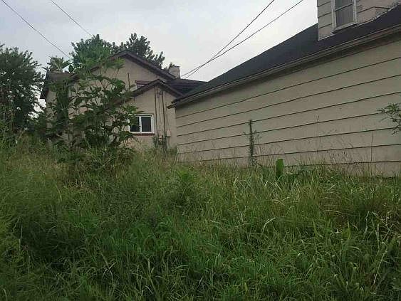 4th image of 518 N 5th St #1/2