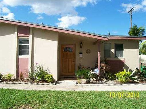 2nd image of 6833 NW 30th St