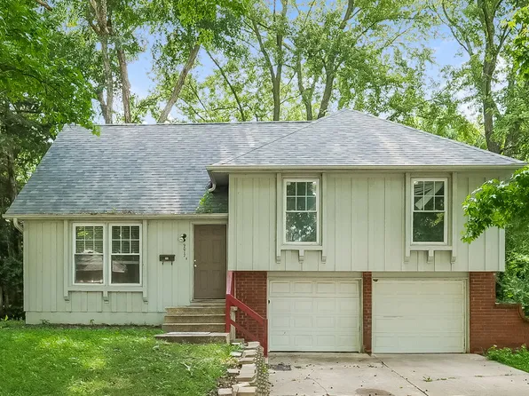 9012 Stark Ave, Kansas City, MO 64138