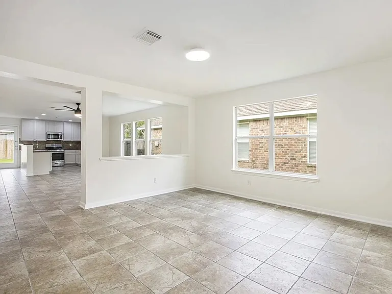 7719 Serene Wood Ln — Photo 3