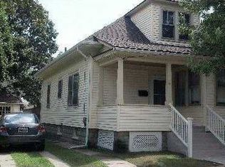 18 Bow St, Cranston, RI 02905