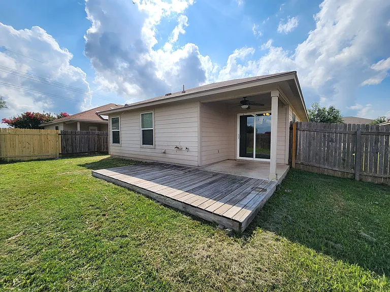 789 Great Oaks Dr — Photo 21