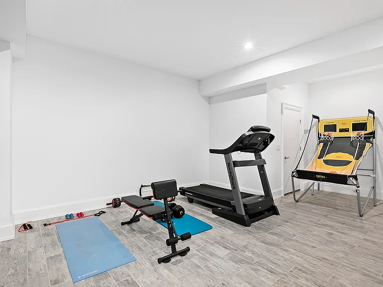 10 Spinnaker Way — Photo 33