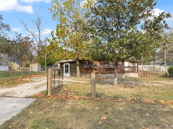 4419 S Chirper Dr, Lecanto, FL 34461