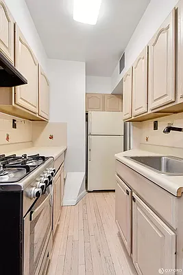 Rented by Oxford Property Group | media 4