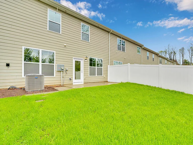 4120 Steel Way — Photo 40