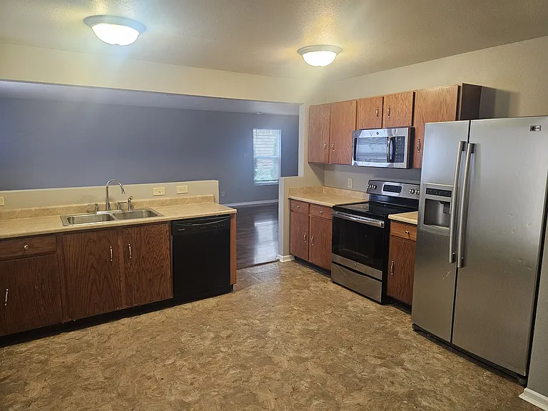 10891 Rose Ln — Photo 7