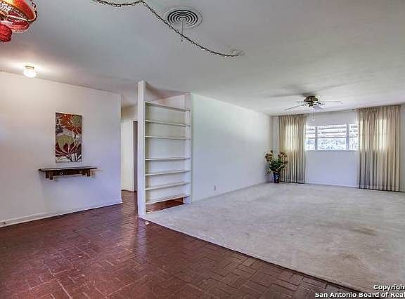 3rd image of 171 Colleen Dr