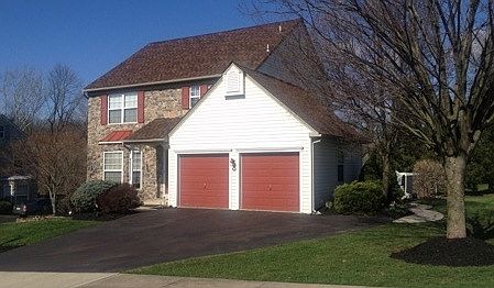 Front (East)