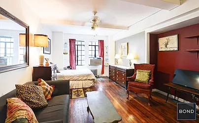 Rented by Bond New York