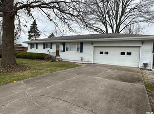 1516 W Lafayette Ave, Jacksonville, IL 62650
