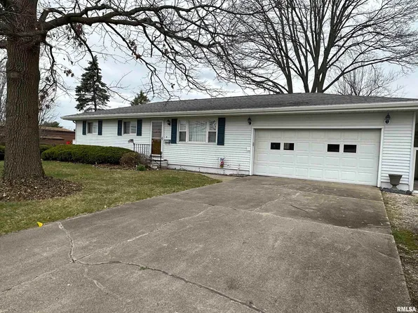 1516 W Lafayette Ave, Jacksonville, IL 62650