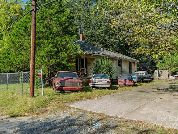 2nd image of 304 Bush St #224