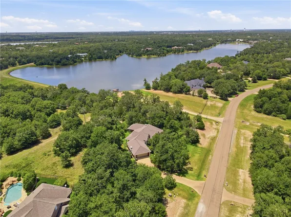2967 Chaco Canyon Dr, College Station, TX 77845