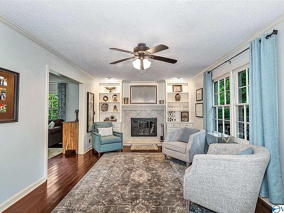5th image of 11315 Mountaincrest Dr SE