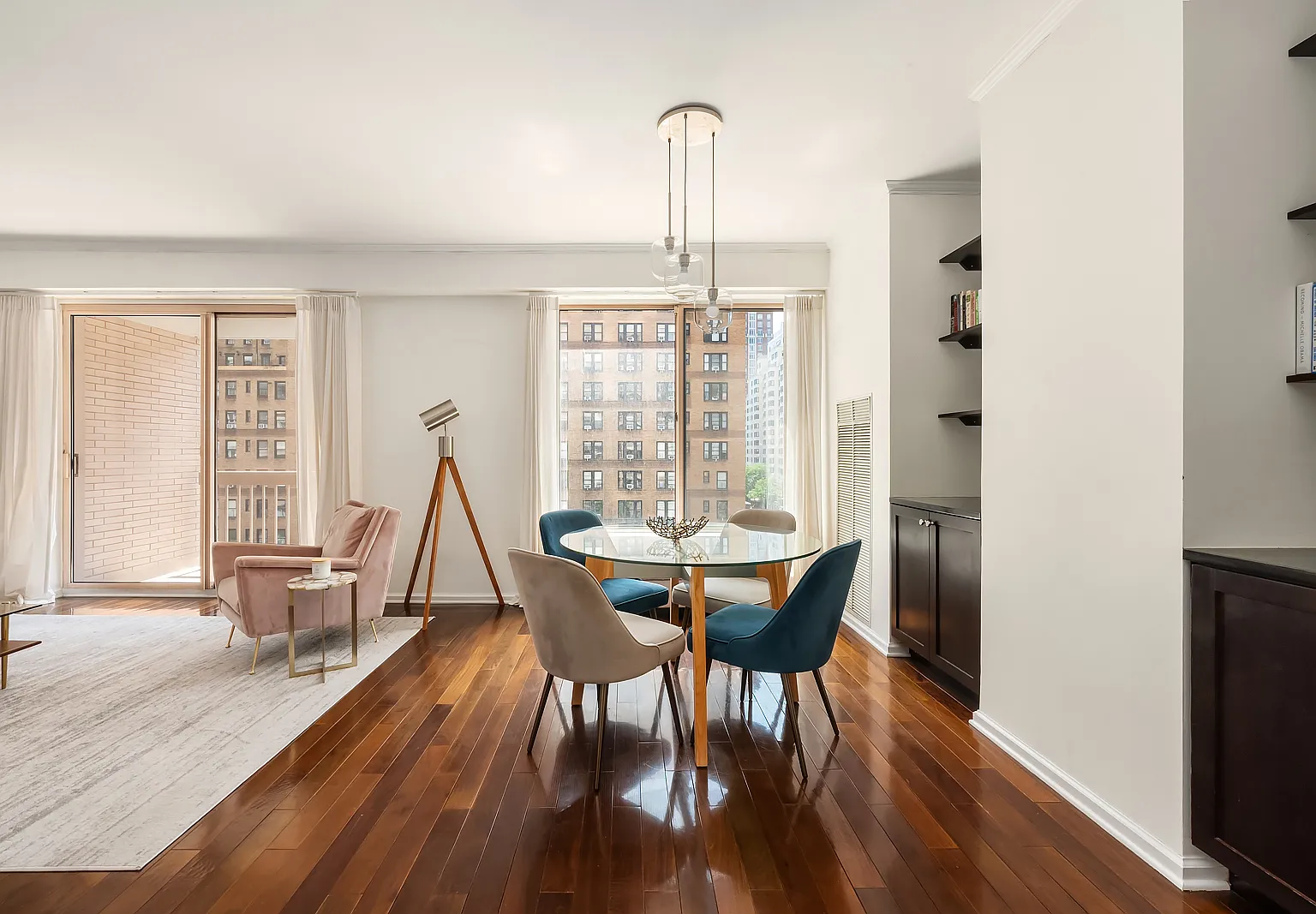 200 East 69th Street — Photo 1