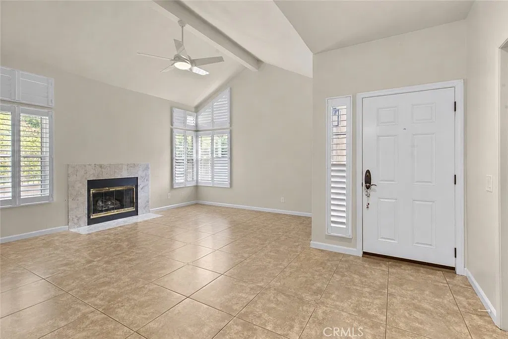 3 bed, 1403 sqft, $4,500 — Photo 4
