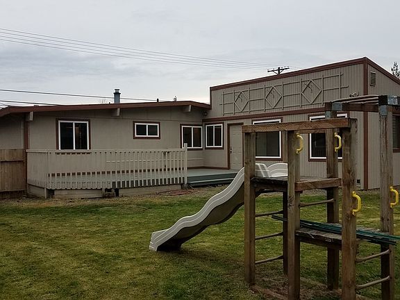 2nd image of 6621 19th St NE