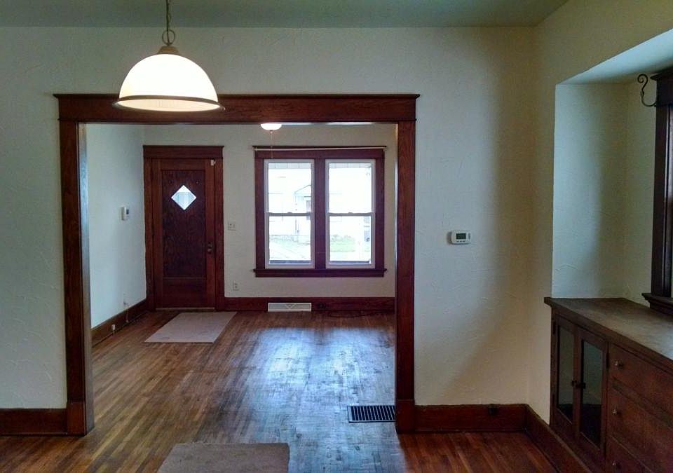 1st image of 324 Valleywood Dr