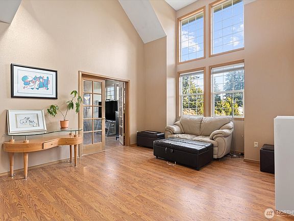 2nd image of 1726 Arab Drive SE
