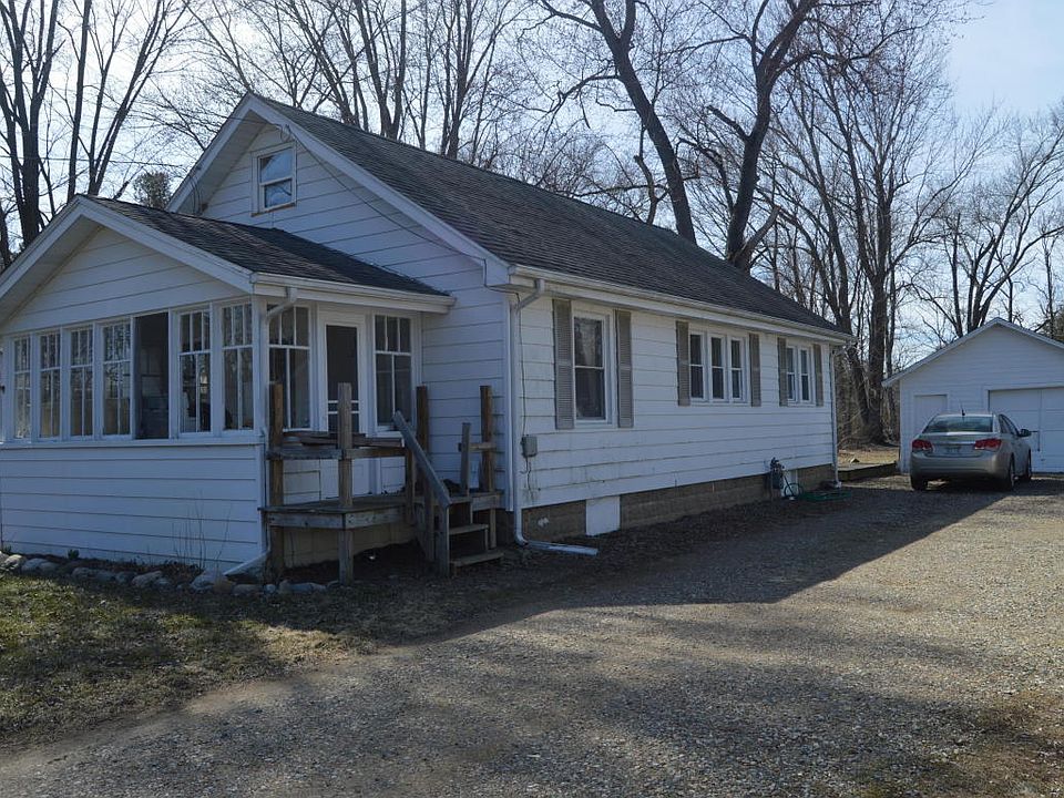 1st image of 162 Charleston Ave