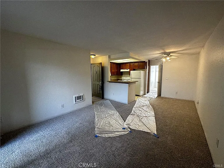 432 Edgehill Ln — Photo 8