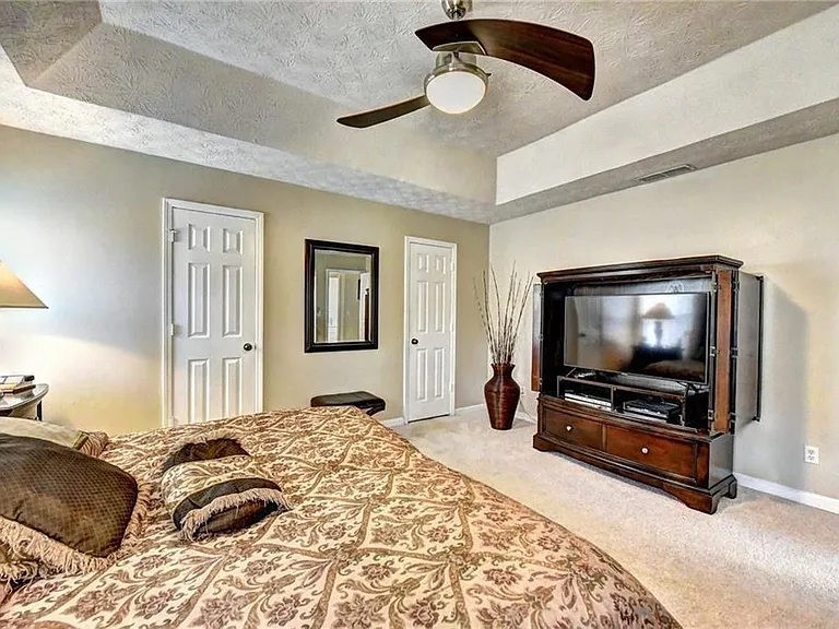 3940 Piper Glen Dr — Photo 19