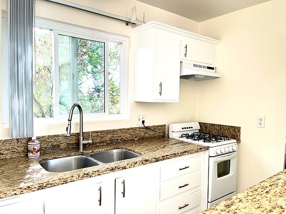 4th image of 25091 La Cresta Dr APT A