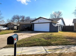 1716 Yorktown Dr, Arlington, TX 76014