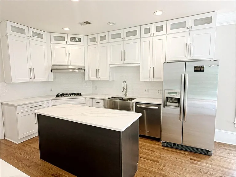 530 Rippling Water Ln — Photo 16