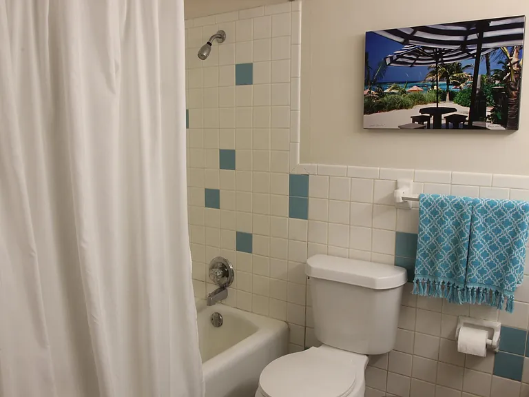 Lee Crest Apartments — Photo 10