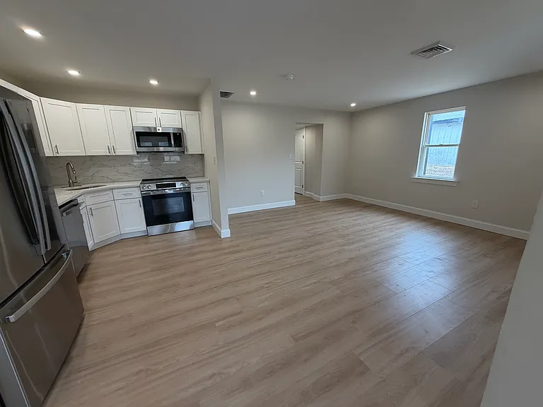 47A New Brooklyn Rd — Photo 3