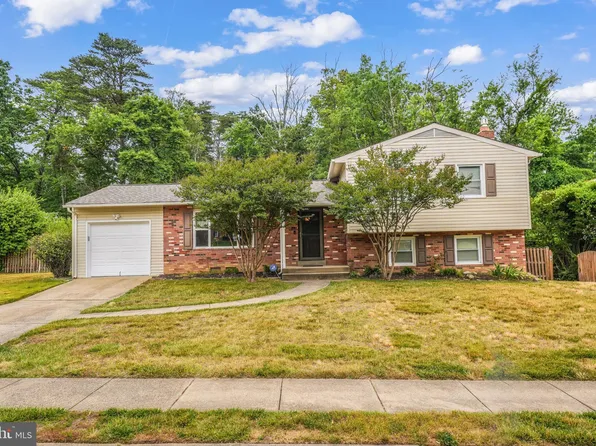 2194 Mayflower Dr, Woodbridge, VA 22192