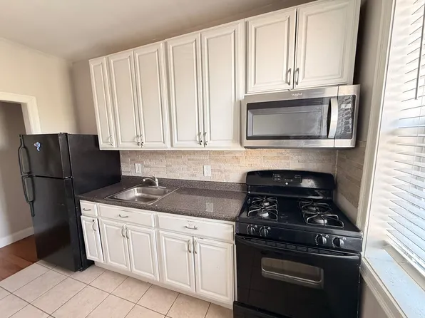 167 Manhattan Ave, Jersey City, NJ