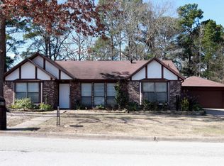 4801 Champions Dr, Lufkin, TX 75901