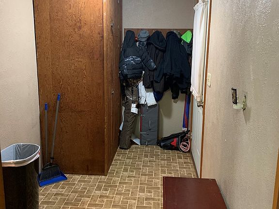 3rd image of 428 E 5th St