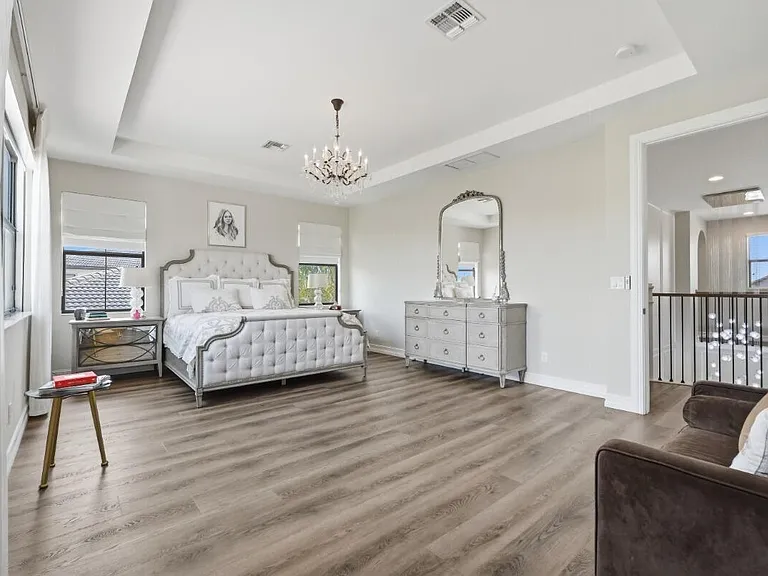 11415 Watercrest Cir E — Photo 35