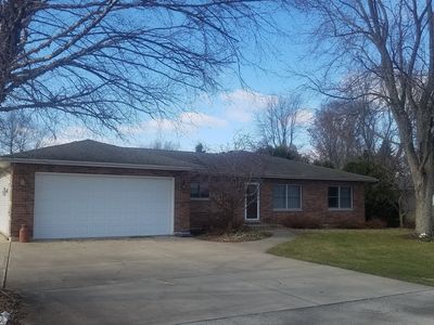 5N850 Prarie St, Maple Park, IL, 60151