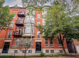 1344 N North Park Ave APT 1, Chicago, IL 60610