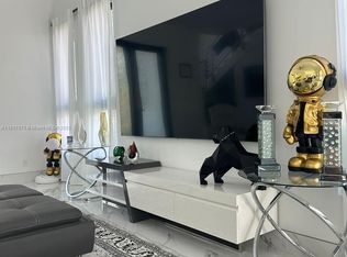 2342 McKinley St #1, Hollywood, FL 33020